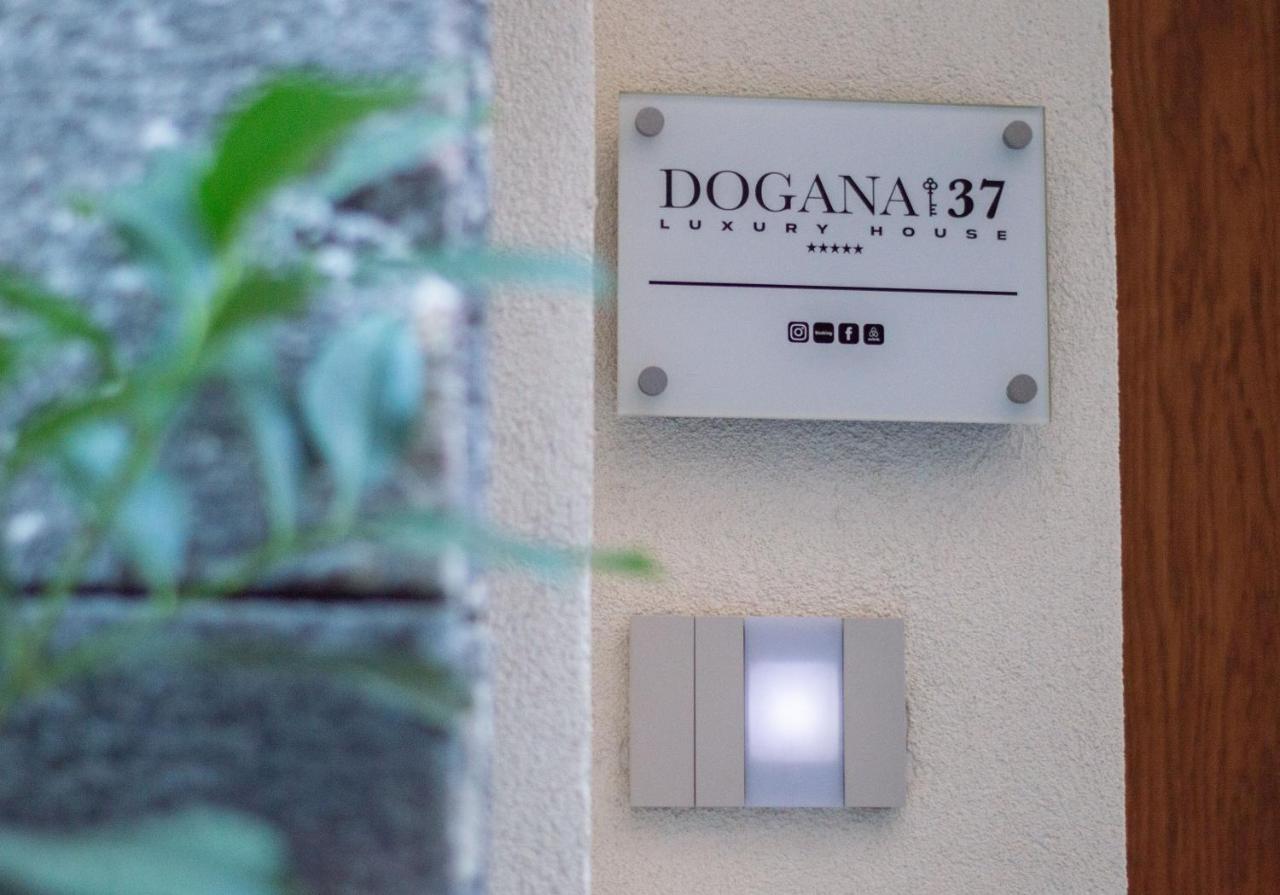 Ferienwohnung Luxury House Dogana 37 Salerno Exterior foto
